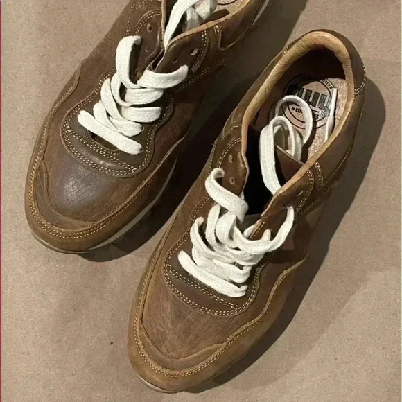 Coolway Leather Sneakers Size 9 (Fits like 8.5) - Picture 2 of 12